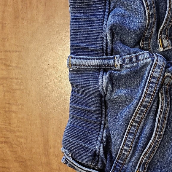 Baby Gap - 3 pair of pants - Size 5 - Picture 8 of 11